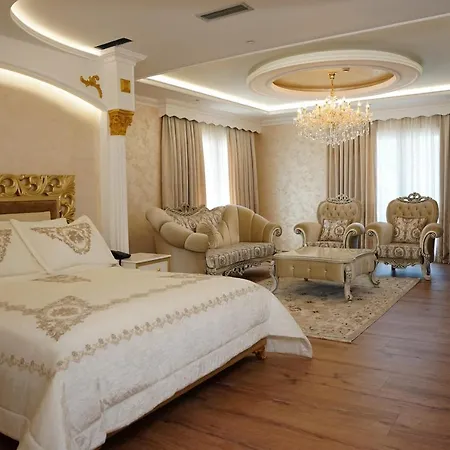 Eiffel 4* Tirana